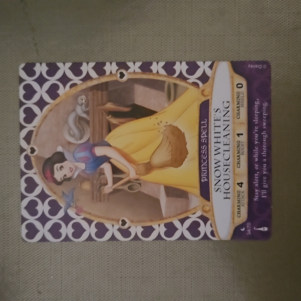Snow White's Housecleaning Sorcerer's of The Magic Kingdom Card